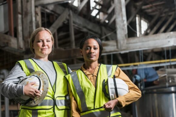 women in construction e1669671872120 - women in construction